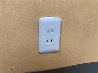 茨城県土浦市 コンセント2カ所交換工事2