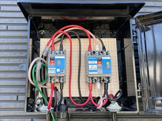 茨城県牛久市 家庭用EVコンセント(電気自動車充電コンセント)設置、アンペア(電気の容量)変更工事