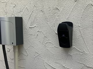 茨城県守谷市 家庭用EV充電器ホルダー設置工事