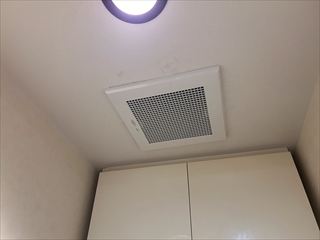 茨城県土浦市　マンション用トイレ換気扇・レンジフード交換工事