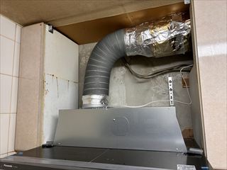 茨城県土浦市　マンション用トイレ換気扇・レンジフード交換工事