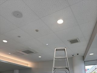 埼玉県さいたま市 オフィス用ダウンライト交換工事
