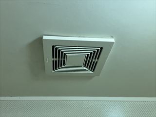 茨城県取手市　マンション用浴室換気扇交換工事
