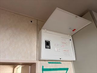 茨城県守谷市　家庭用コンセント交換、分電盤交換工事