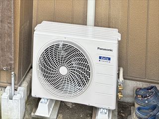 茨城県常総市　家庭用エアコン交換、スイッチ交換、ダウンライト交換、コンセント増設工事