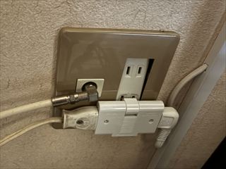 千葉県柏市　家庭用コンセント補修・交換、シーリング化工事