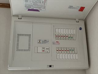 千葉県我孫子市　家庭用エアコン交換・専用回路増設・分電盤交換工事