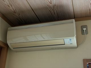 茨城県守谷市　家庭用エアコン交換工事