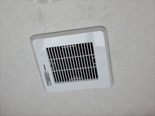茨城県つくば市　家庭用換気扇交換工事