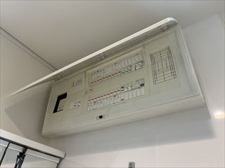 千葉県流山市　家庭用EVコンセント（電気自動車充電コンセント）設置、ドアホン交換工事