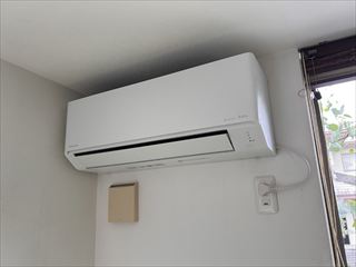 茨城県守谷市　家庭用エアコン交換工事