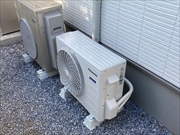 茨城県守谷市　エアコン設置工事1