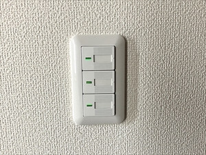 千葉県松戸市　スイッチ交換工事1