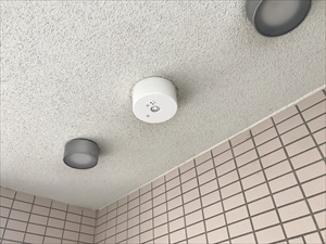 茨城県取手市　マンション誘導灯＋共有灯交換工事7