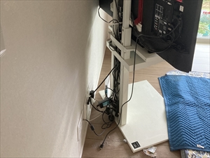 茨城県土浦市　壁掛けテレビ設置工事1