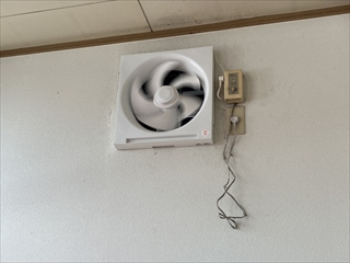 茨城県土浦市　換気扇交換工事1