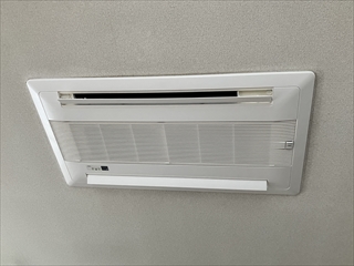 茨城県常総市　エアコン2台＋専用コンセント設置工事3